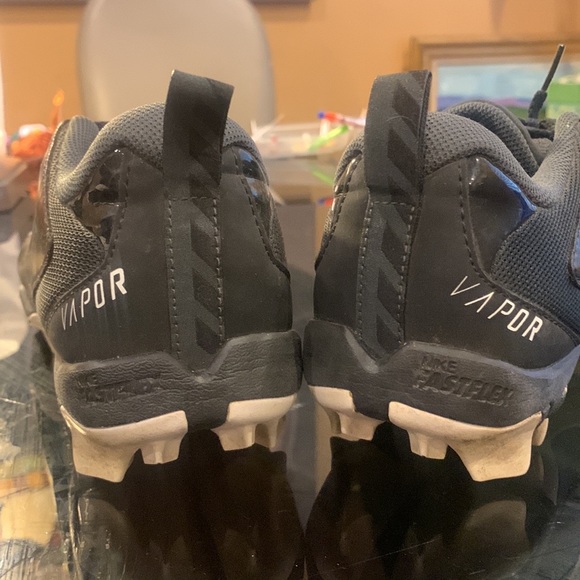 Nike FastFlex Vapor Football Cleats - Picture 7 of 8